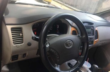 2010 Toyota Innova V gas matic FOR SALE