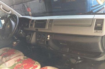 2010 Toyota Hiace Commuter Van FOR SALE