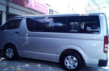 For sale Toyota Hiace commuter 2011 model. 