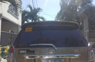 Super fresh TOYOTA Innova G 2013