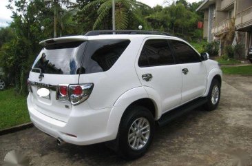 For sale only 2014 Toyota Fortuner V 4X2 Diesel Automatic