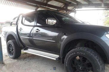 Mitsubishi Strada gls V 4x4 manual 2012 for sale 