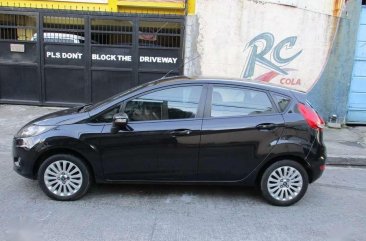 2012 FORD FIESTA Hatchback - super nice condition 