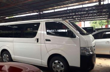 Toyota Hiace Commuter 2018 White 3.0 FOR SALE