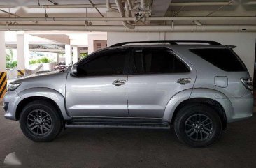 Toyota fortuner 2015 v variant top of the line