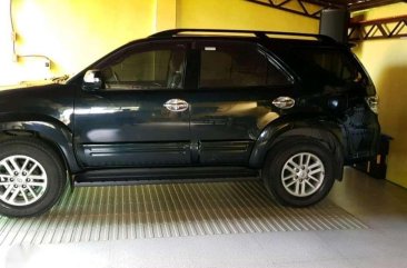 SELLING TOYOTA Fortuner diesel 2012