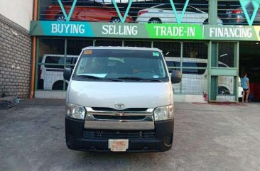 2016 TOYOTA HIACE COMMUTER 3.0L M/T SILVER