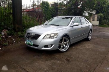 2007 Toyota Camry 2.4 V Automatic transmission Top of the line
