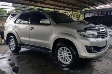 2014 model Toyota Fortuner V 4x4 AT 3.0 Diesel Top of the Line