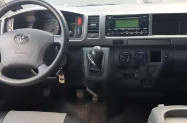 2011 Toyota Hiace Grandia GL MT FOR SALE