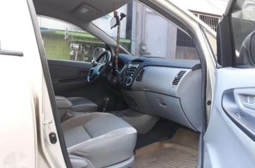 Toyota Innova E Automatic 2008 for sale