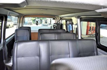 2015 Toyota Hi Ace Commuter 918t Nego Batangas 