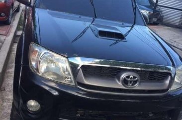 2010 TOYOTA Hilux G 4x4 manual black