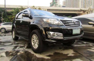 Almost Brand New 2013 Toyota Fortuner G DSL AT