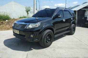 Toyota Fortuner g 2013 manual FOR SALE