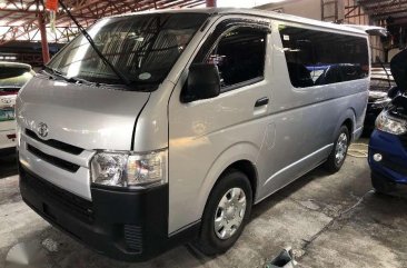 2018 Toyota Hiace Commuter 3.0 Fiesel Manual Silver Color