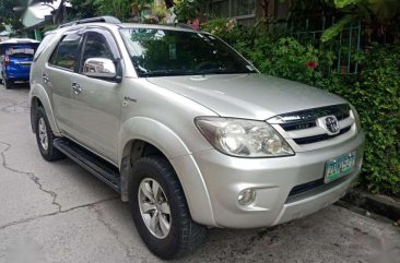 Toyota Fortuner G 2.7 gas Well maintained 2006