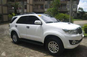 For sale only 2014 Toyota Fortuner V 4X2 Diesel Automatic