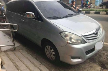 FOR SALE 2011 TOYOTA INNOVA G AT