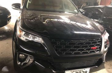 2016 Toyota Fortuner G 4x2 Matic Black