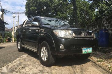 2011 TOYOTA HILUX G 3.0 AT 4x4 FOR SALE