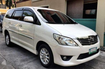 Toyota Innova G Diesel AT 2012 FOR SALE