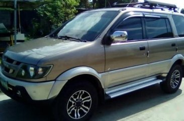 2005 Isuzu Crosswind Automatic Diesel well maintained