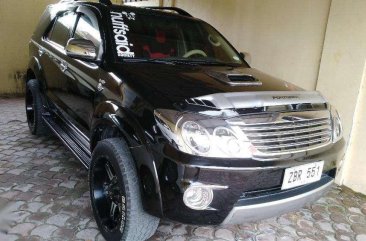 Toyota Fortuner g 2005 matic diesel FOR SALE