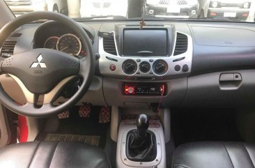 Mitsubishi Strada 2010 FOR SALE