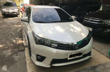 2016 TOYOTA ALTIS 20V automatic top of the line model