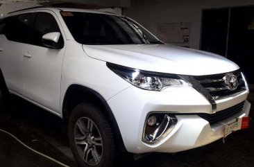 2018 Toyota Fortuner 2.4G 4x2 Manual Diesel Freedom White