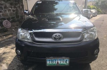 2011 TOYOTA HILUX G 3.0 AT 4x4 FOR SALE