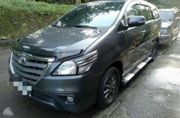 TOYOTA Innova G diesel manual 2015