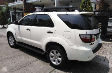 TOYOTA Fortuner 2010 Diesel automatic excellent condition