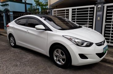 Hyundai Elantra 2011 Gasoline Manual White