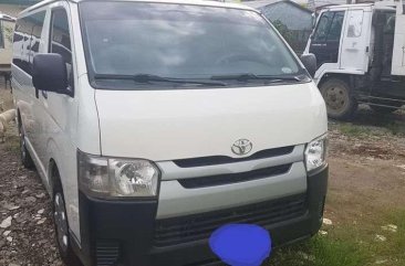 2015 Toyota Hi Ace Commuter 2.5 MT FOR SALE