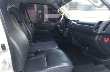 Toyota Hiace Commuter 2015 Model FOR SALE