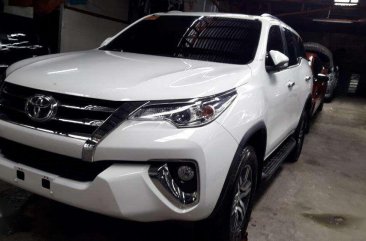 2017 Toyota Fortuner 2.4G Freedom White Automatic Diesel