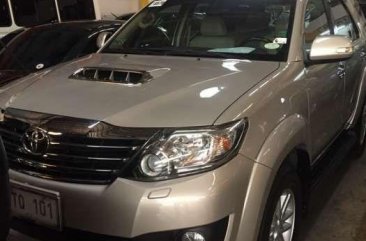 Toyota Fortuner V 4x4 2012 FOR SALE