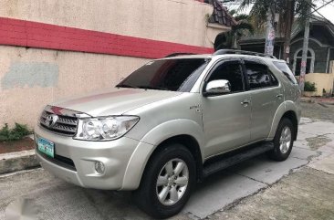 2011 Toyota Fortuner g gas matic 40tkms 