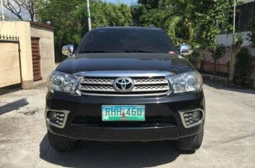 2009 Toyota Fortuner acquired 2010 automatic diesel