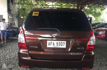 2015 TOYOTA  Innova 25 E Brown Manaul