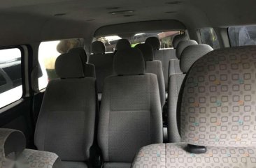 TOYOTA Hiace 3.0 GL Grandia 2017 Manual White