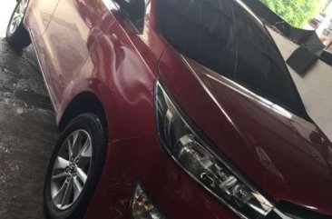 2017 TOYOTA Innova E manual red