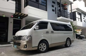 2014 Toyota Hiace super grandia AT