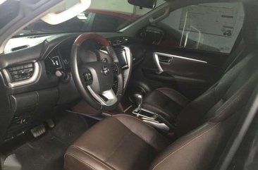 Toyota Fortuner 2017 24 V 4x2 Automatic Black