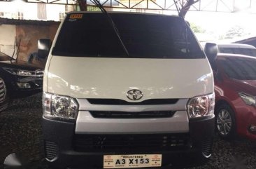 2018 TOYOTA Hiace 30 Commuter Manual White