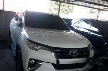 2018 Toyota Fortuner 2.4G Manual transmission