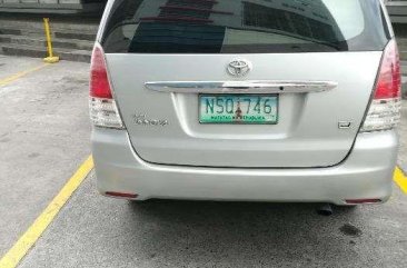 SELLING Toyota Innova J 2010