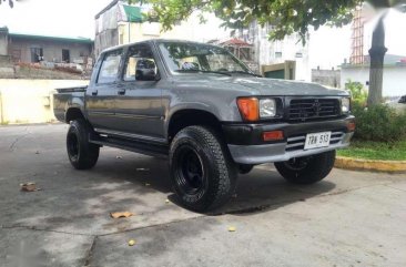 95 Toyota Hilux LN106 4x4 FOR SALE